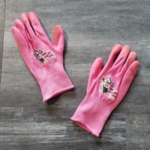 Pink Vibrant Nitrile Grip Glove